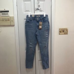 Levi's Women's 721 High Rise Skinny Jeans